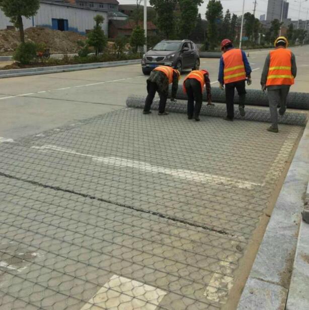 旧路改造路面加筋网